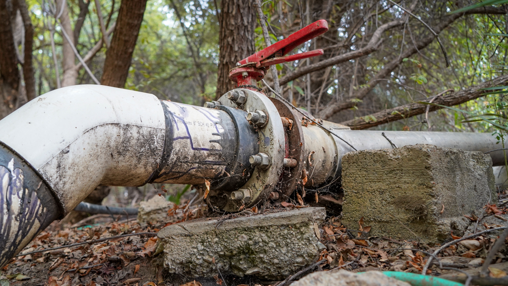Irrigation hardware
