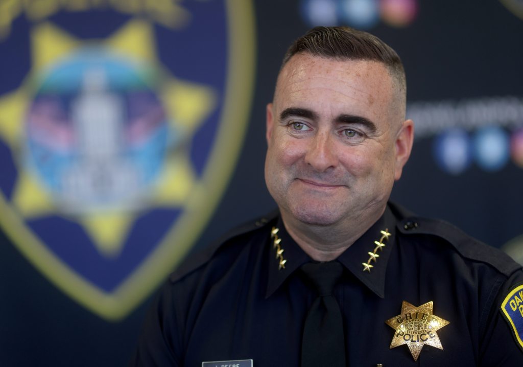 Oakland's interim police chief hired as city's next permanent top cop