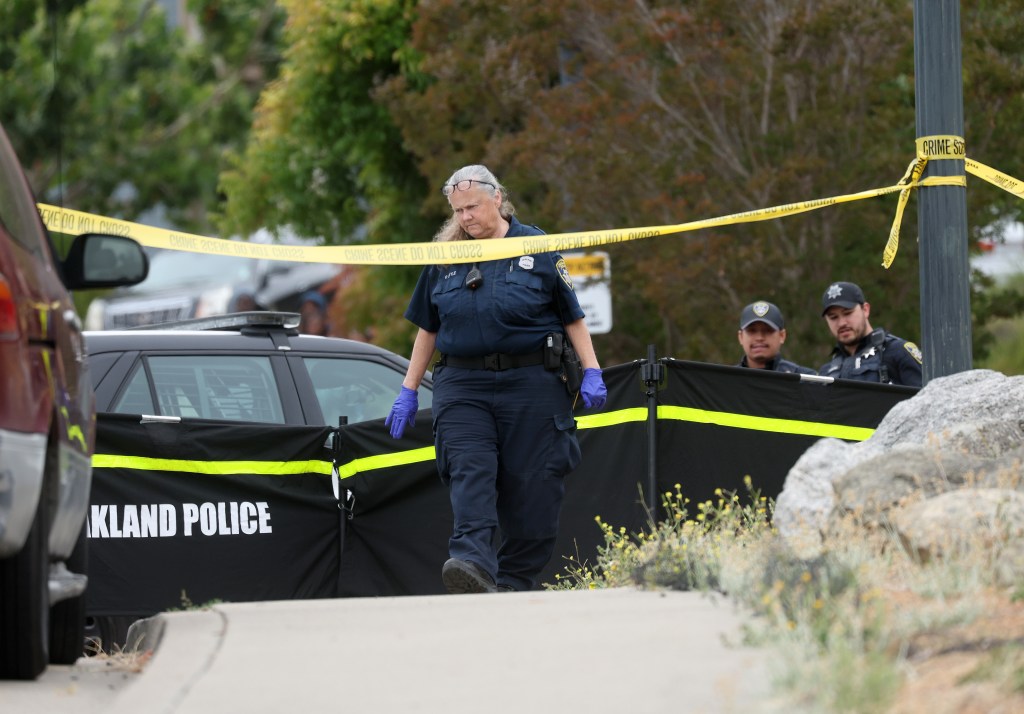 Man fatally shot in East Oakland hills