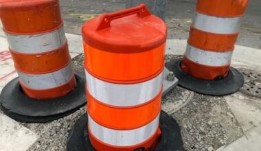 Crash closes SB I-75 near Grang Hall Road in Oakland County