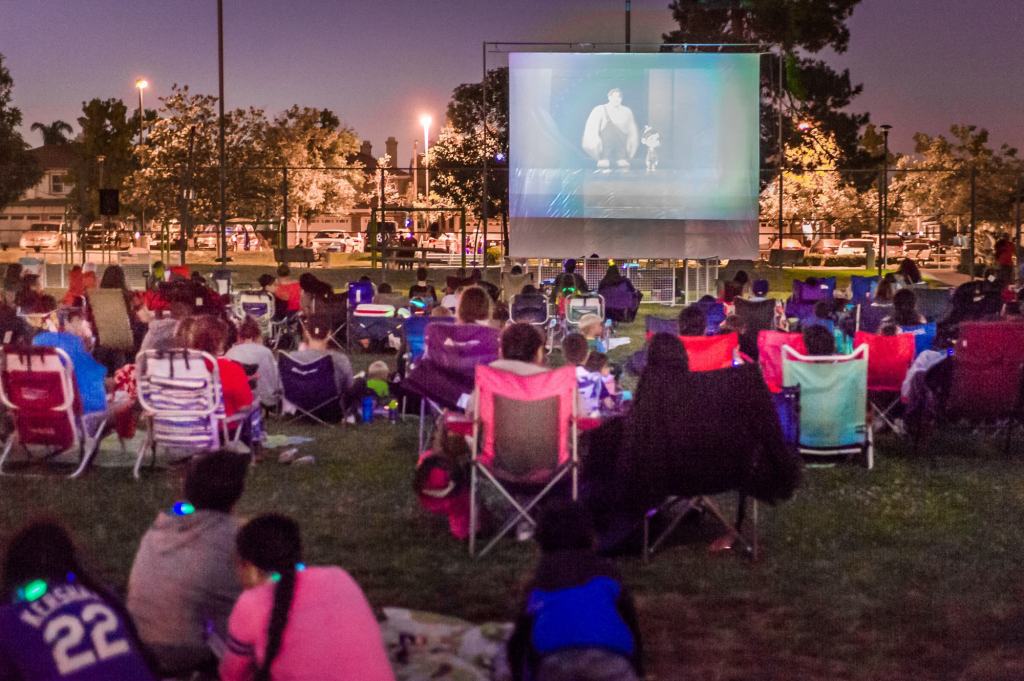 22 places you can see a free movie in July – Orange County Register