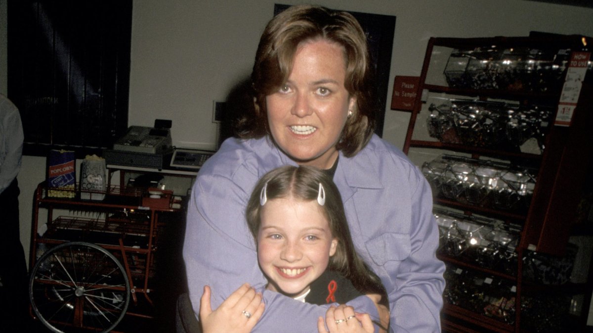 Rosie O’Donnell says Michelle Trachtenberg struggled with addiction – NBC Los Angeles