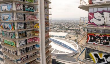 ‘Graffiti towers’ in downtown LA to be cleaned up in 90 days – NBC Los Angeles