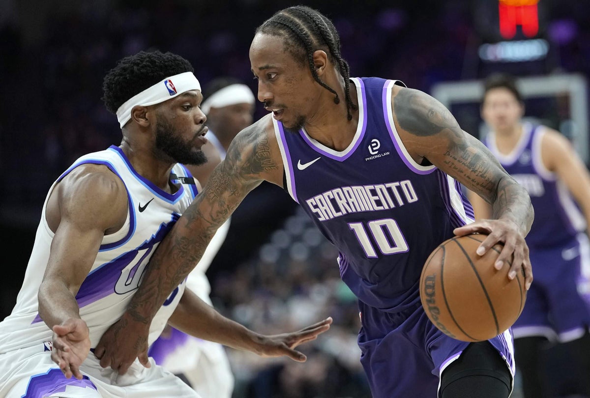 Sacramento Kings to waive DeMar DeRozan, making veteran a top free agent