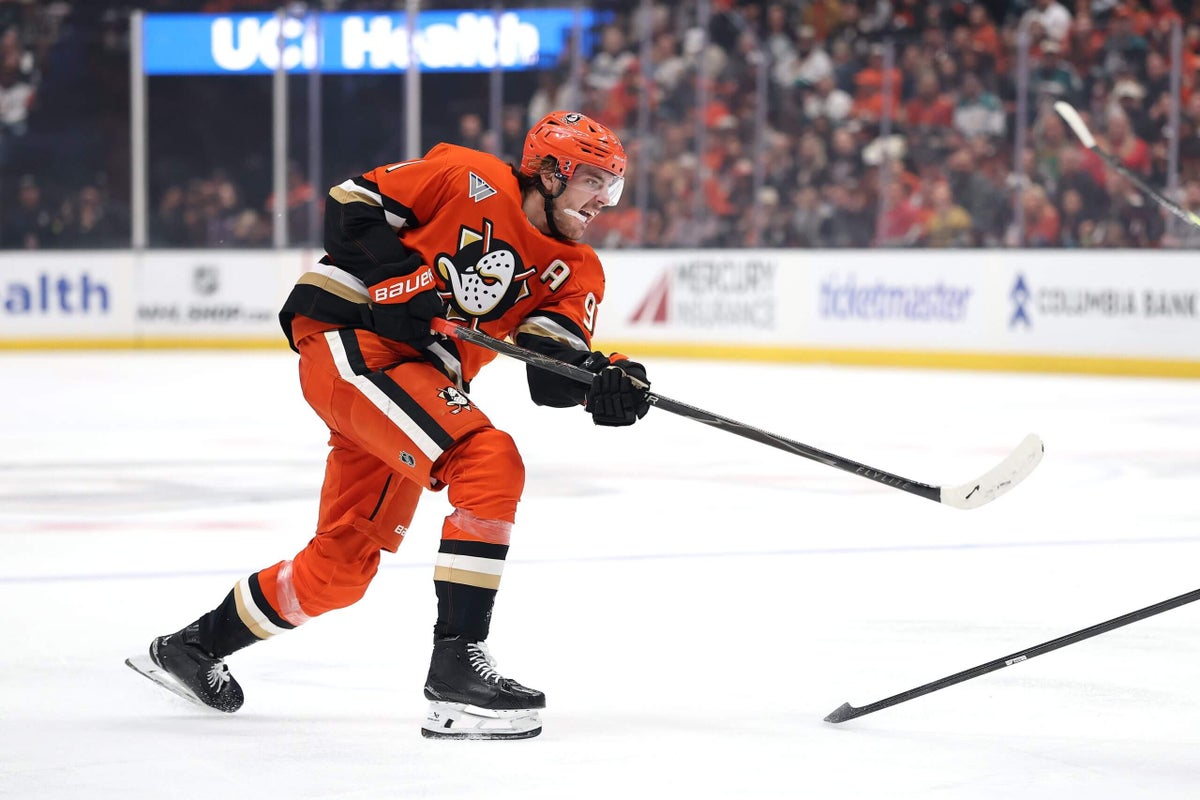 The Ducks, the Flyers and Leo Carlsson: Where do Anaheim and Philadelphia stand?