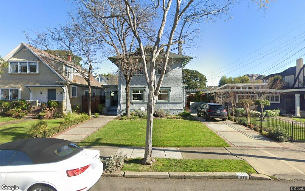 How much did the 8 most expensive homes sell for in Alameda in the week of June 22?