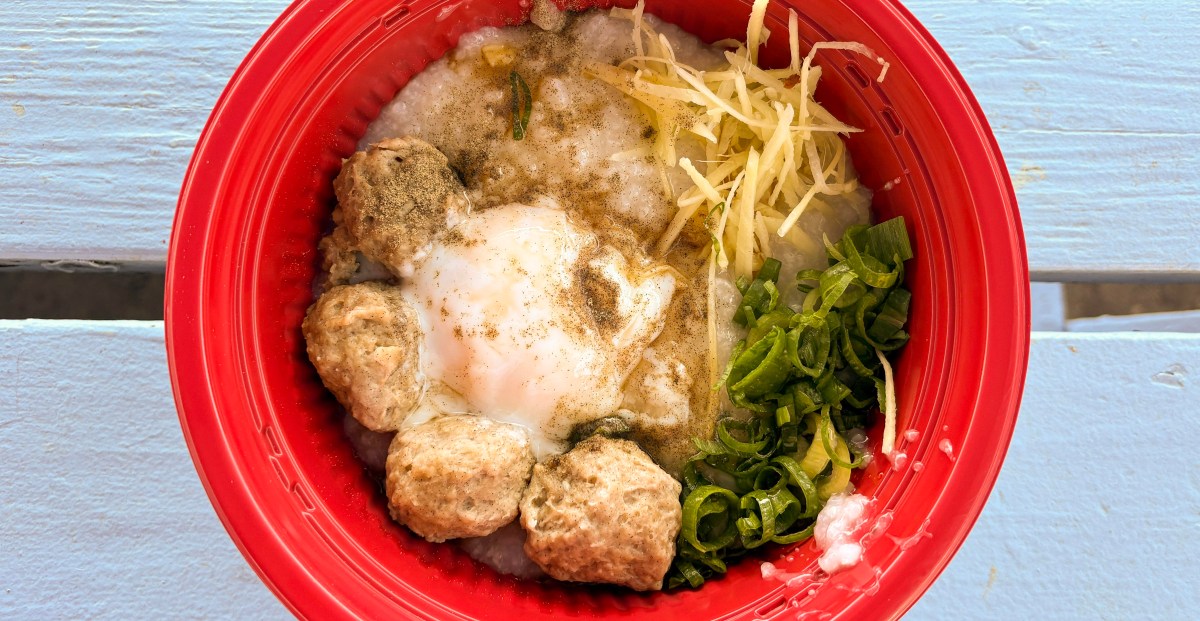 Review: Wat Thai Is the Best Food Court in Los Angeles