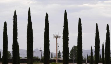 Trump's $46 billion 'smart wall' races ahead on the US-Mexico border