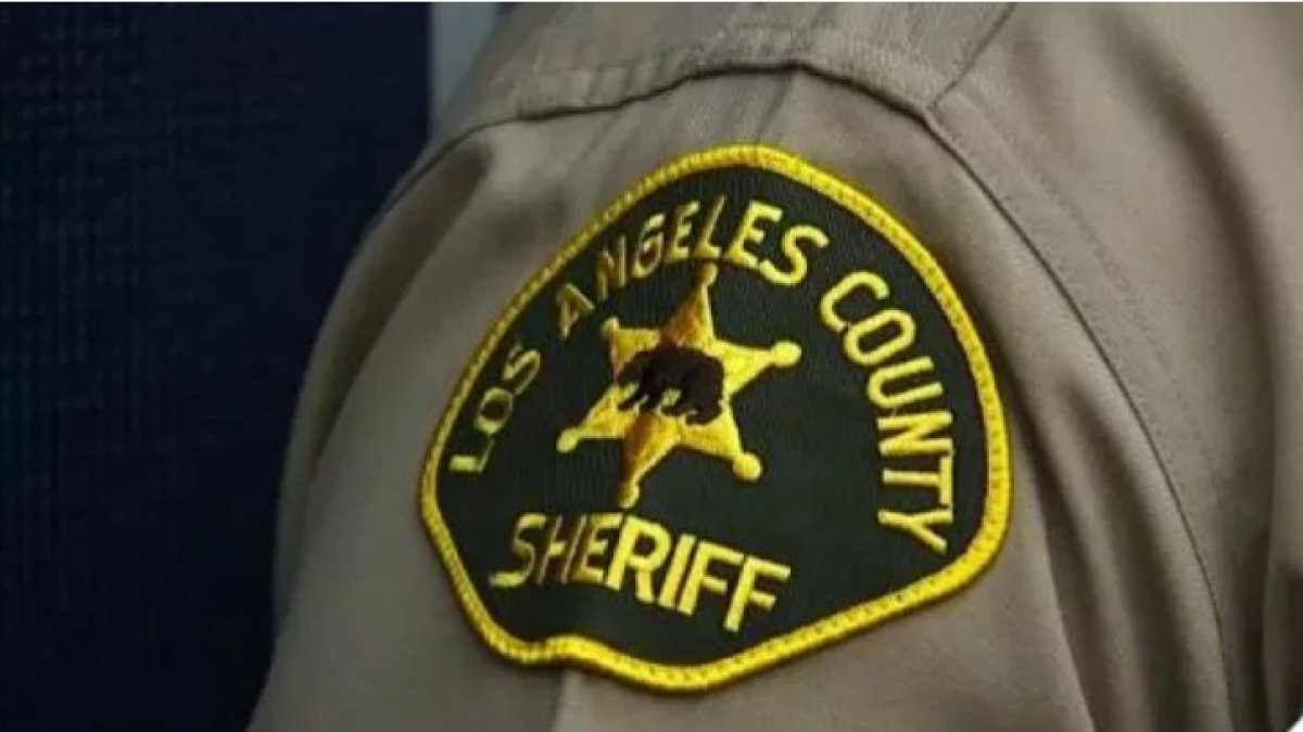 Deputies respond to 911 calls about man with RPG in West Hollywood – NBC Los Angeles