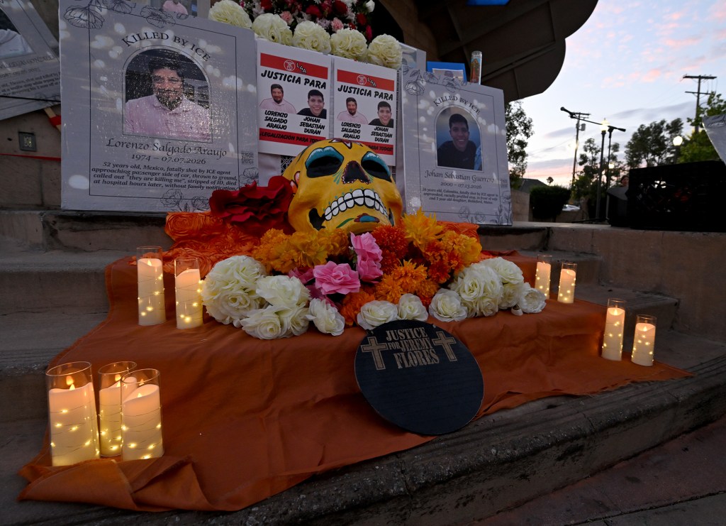 Boyle Heights vigil decries latest killings of immigrants by immigration officers – Daily News