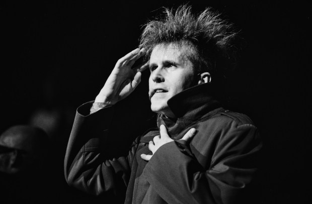 English singer, musician and songwriter Howard Jones is shown during a performance, UK, 14th March 1985. (Photo by Stoddart/Daily Express/Hulton Archive/Getty Images)