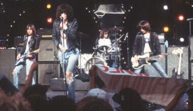 John Travolta to host 50th anniversary event in LA for the Ramones debut LP – Daily News
