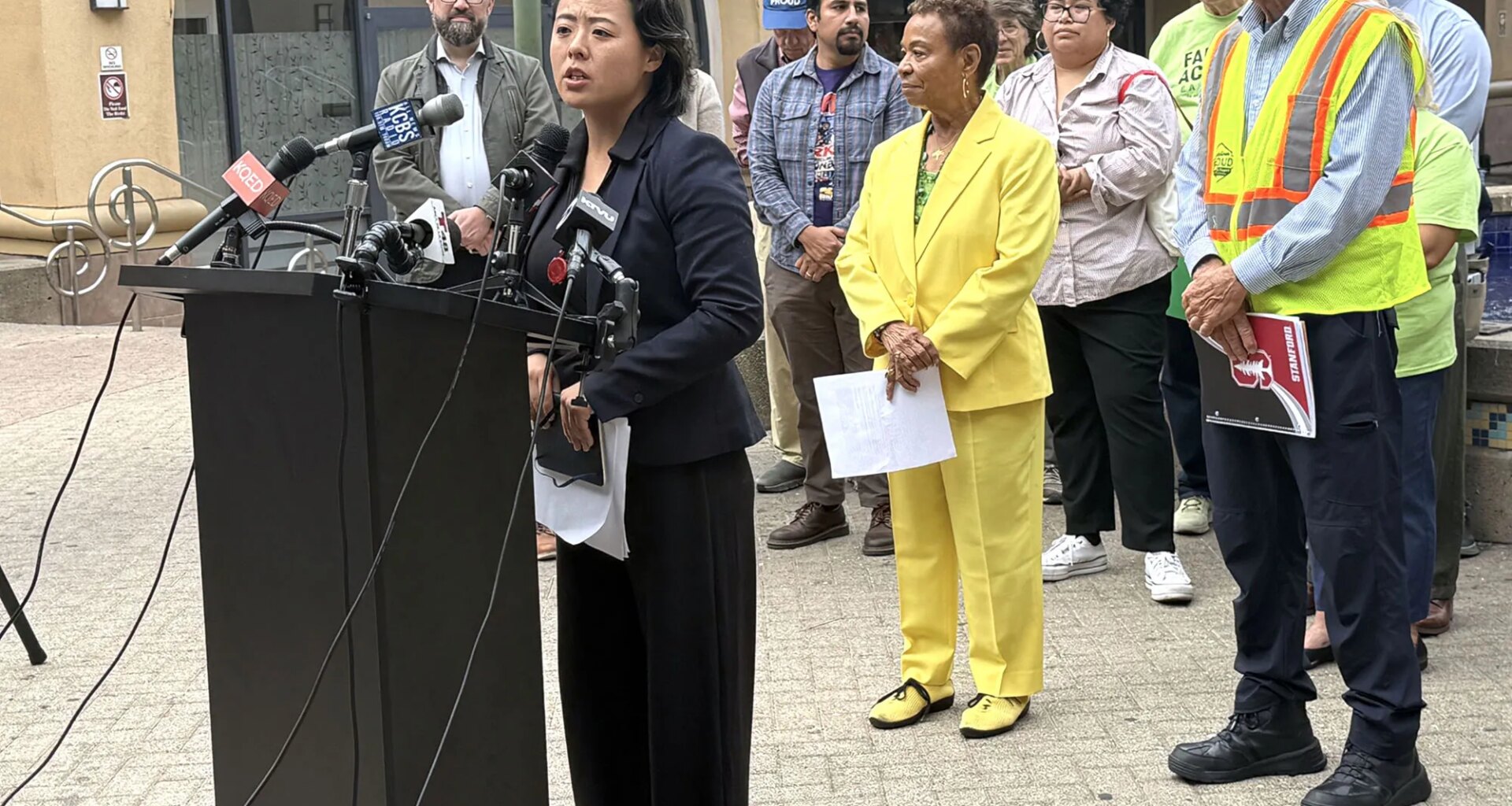 Oakland leaders rally in support of stronger sanctuary city protections ahead of vote