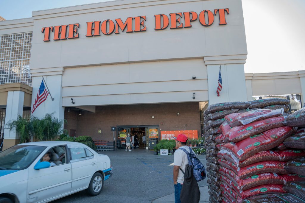 Federal immigration agents have conducted raids targeting day laborers at Home Depot locations across Southern California, including at this Hollywood store. Photo: Karla Gachet for Capital & Main.
