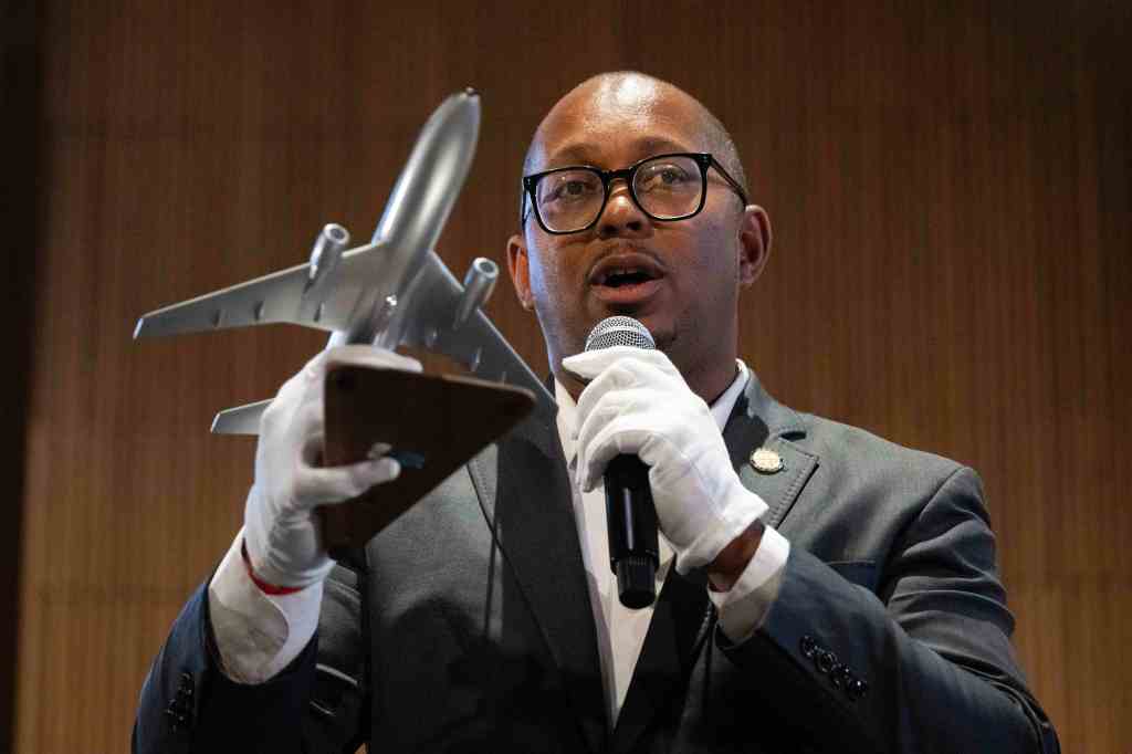 Long Beach reveals artifacts from 1976 during time capsule opening – Press Telegram