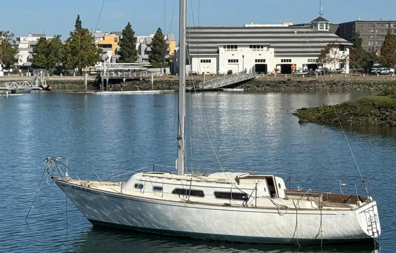 The last illegal anchor-out off of Jack London Square last week. There were over 20.