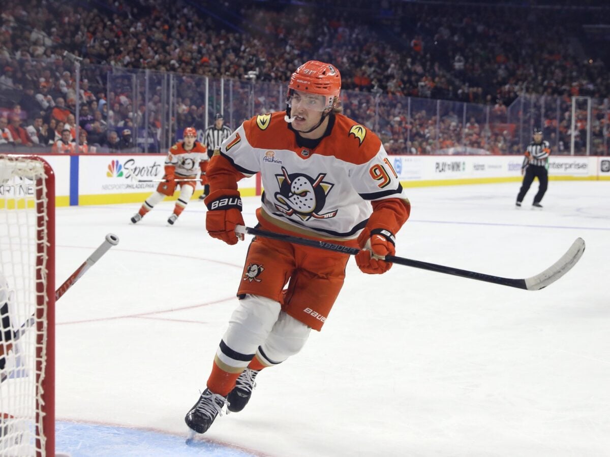 Leo Carlsson Anaheim Ducks