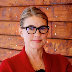 Headshot of Lisa Kresge