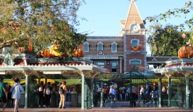 Anaheim May Ask Voters to Tax Disneyland Ubers & Lyfts