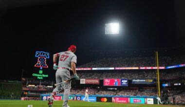 Eagles fan Mike Trout keeps rejecting Philly, insists he wants to win with Anaheim