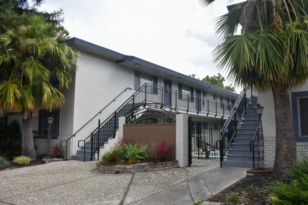 A two-floor apartment building in Mountain View, California