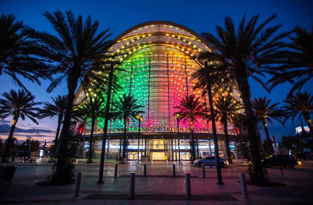Save money and walk less on the OC Fair Express shuttle bus – Orange County Register