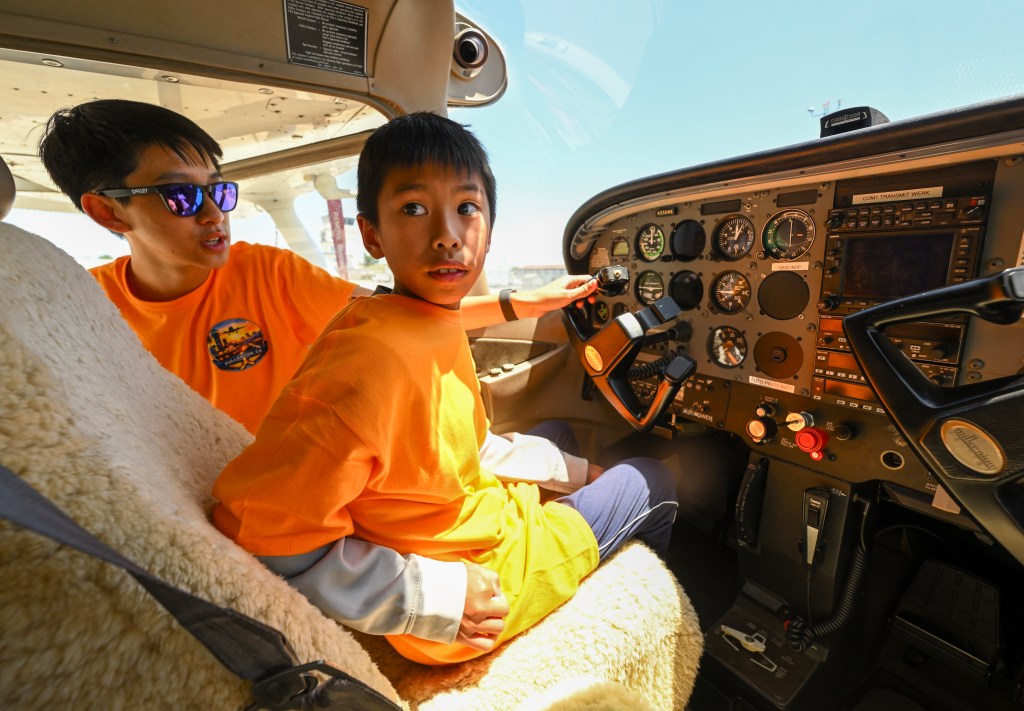 Fullerton Municipal Airport camp grounds youth in aviation basics – Orange County Register