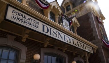 Disneyland resort welcomes billionth visitor – San Gabriel Valley Tribune
