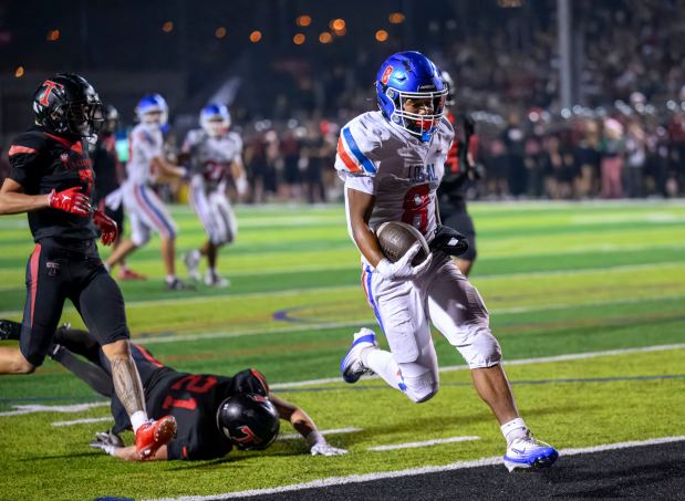 Los Alamitos running back Kamden Tillis runs into the end zone to score a touchdown in the third quarter against San Clemente in the CIF-SS Division 2 football championship in San Clemente on Saturday, November 29, 2025. (Photo by Paul Rodriguez, Contributing Photographer)