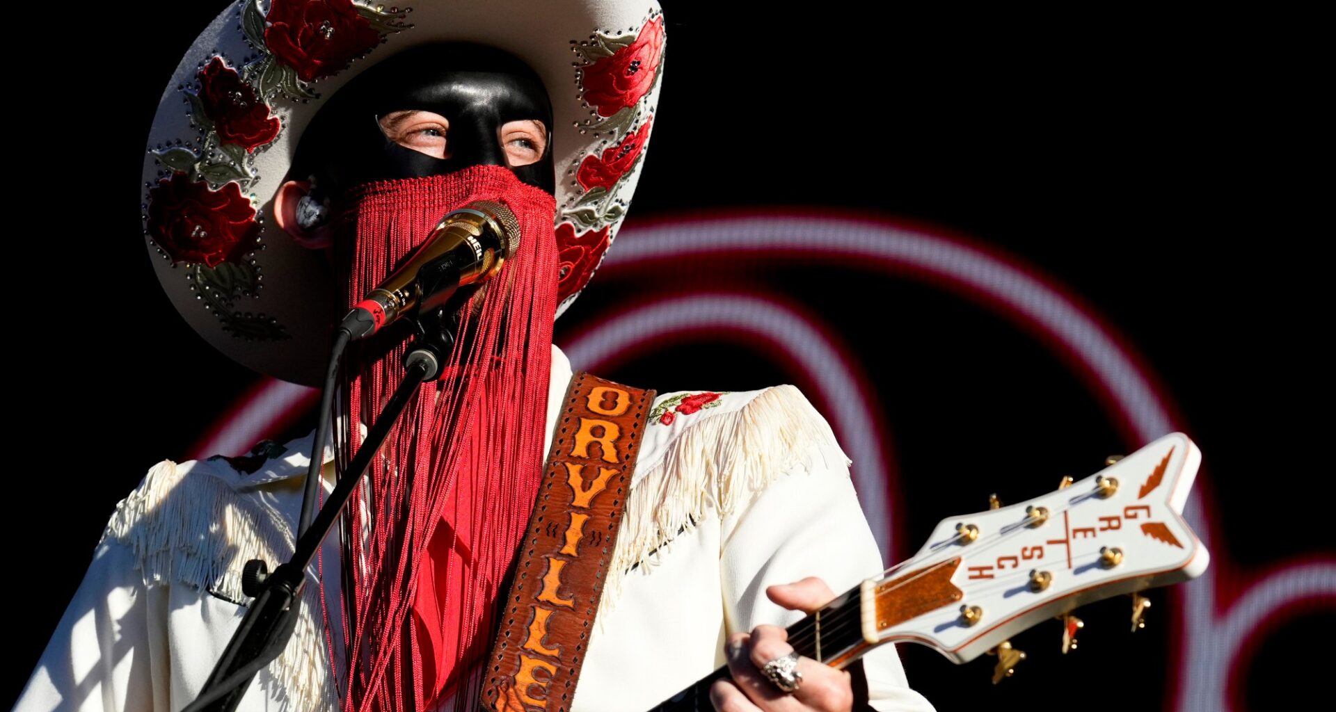 Orville Peck bringing Man Turned Mule Tour to Anaheim – Orange County Register