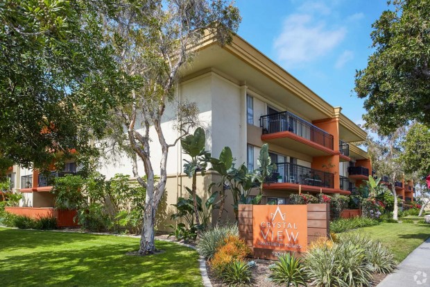 Eagle Real Estate Partners and The Vistria Group acquired the Crystal View Apartments in Garden Grove on June 11 for $132.5 million. The 402-unit apartment mixed-income workforce housing community will expand its affordable housing units, according to the partnership. (Photo courtesy of Eagle Real Estate Partners)