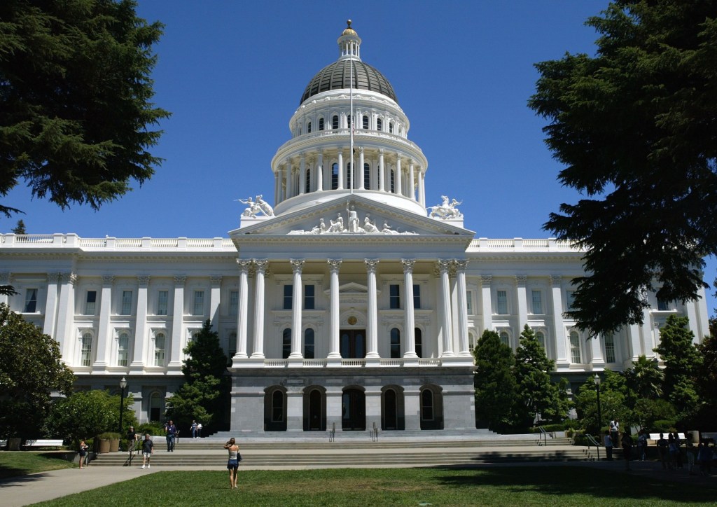 California lawmakers address the ‘missing middle’ with a bill streamlining townhome projects – The Mercury News