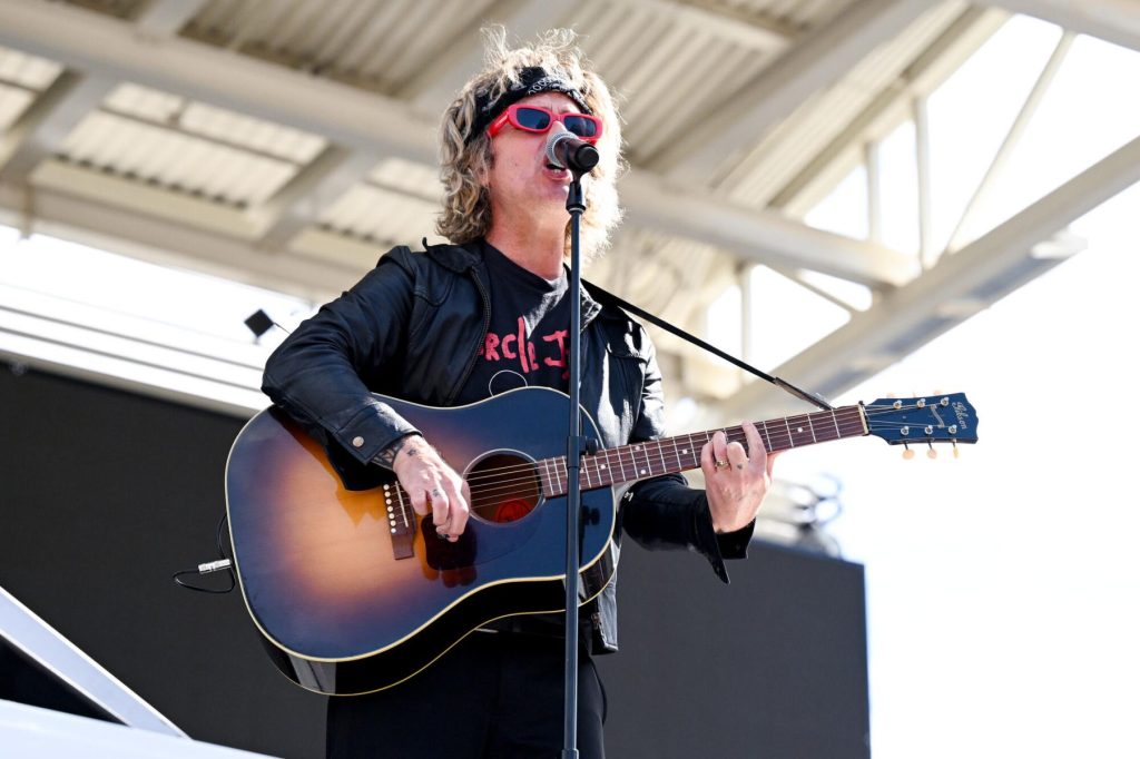 Green Day's Billie Joe Armstrong Play Surprise San Diego Comic-Con Gig