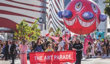 Snapshot: Art on the Boulevard
