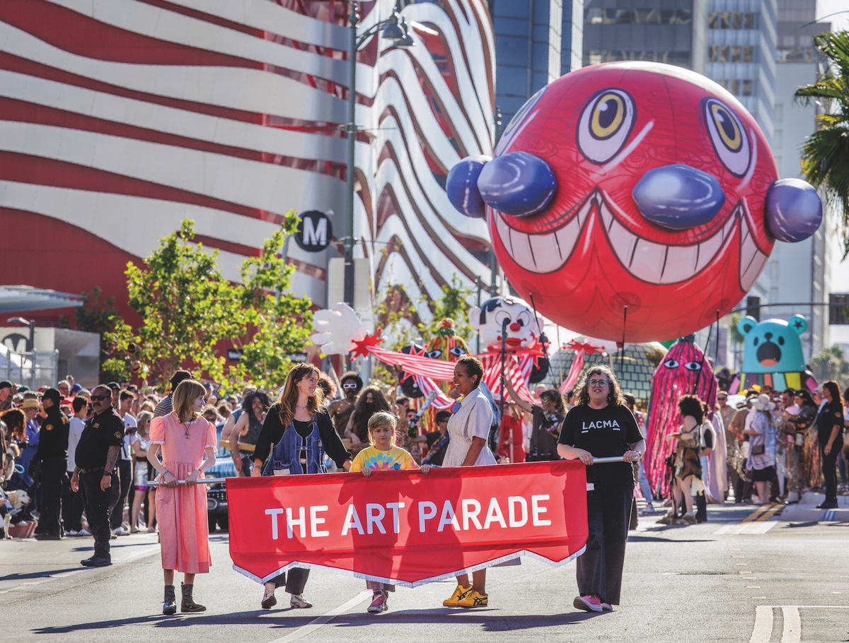 Snapshot: Art on the Boulevard