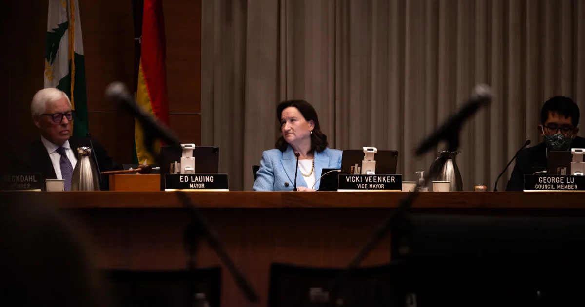 Palo Alto mayor to run for reelection in November