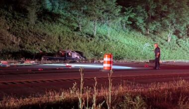 4 dead after I-75 crash near Grange Hall Road in northern Oakland County