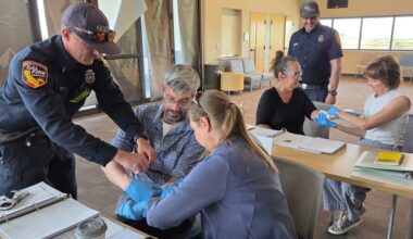 Training course at Ramona Library to prepare volunteers for emergency aid
