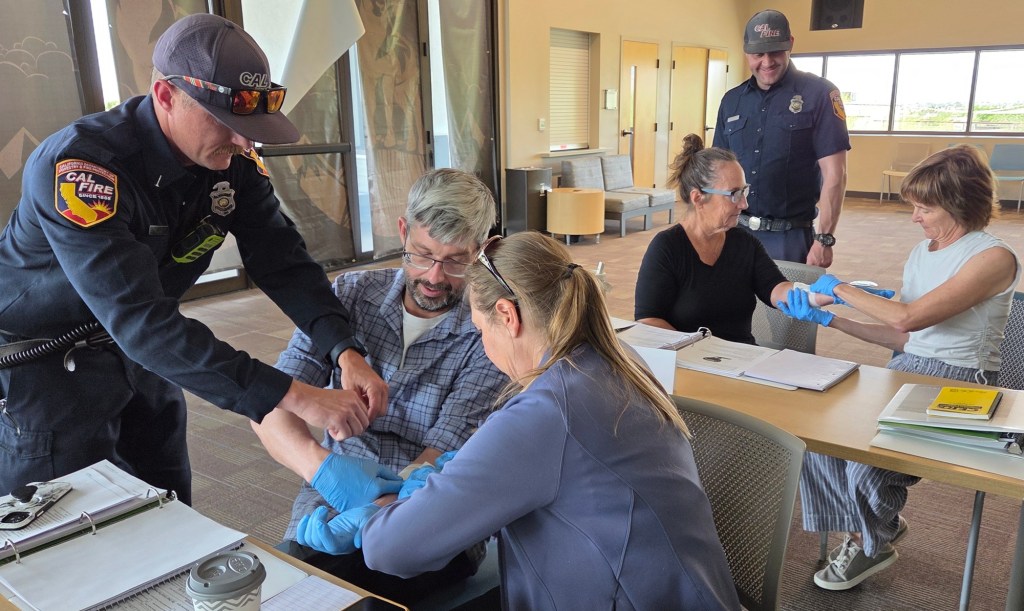 Training course at Ramona Library to prepare volunteers for emergency aid