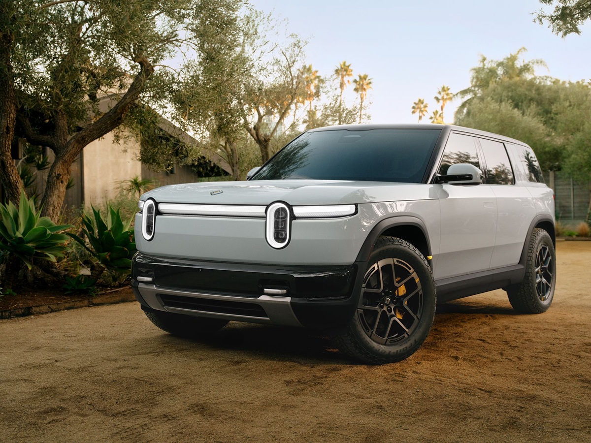 Rivian Automotive Upgrades 2026 Delivery Outlook