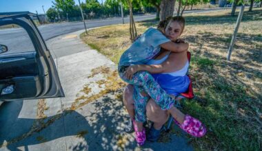 Parents of 44 kids kicked out of motels sue Sacramento