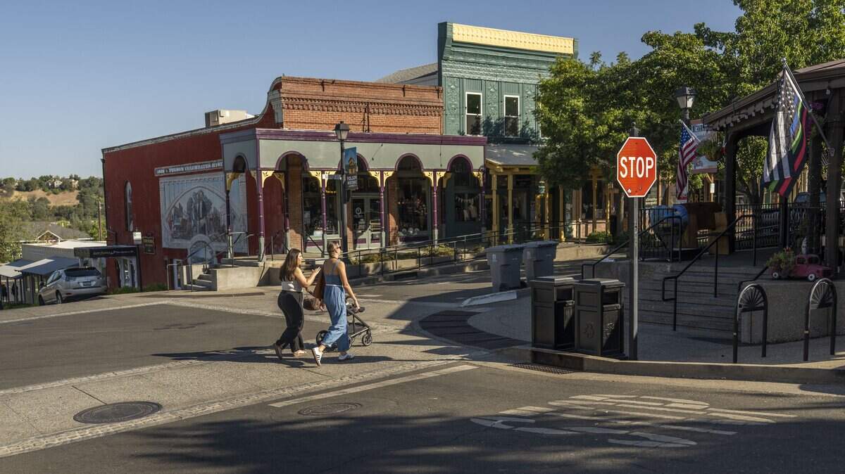 Folsom Historic District fight sends one to jail for battery