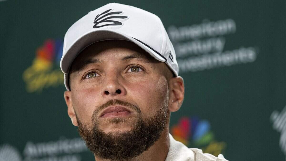 Stephen Curry talks possibility of LeBron James to Warriors