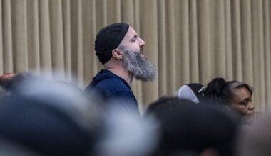 Sacramento loses control of its city council meetings