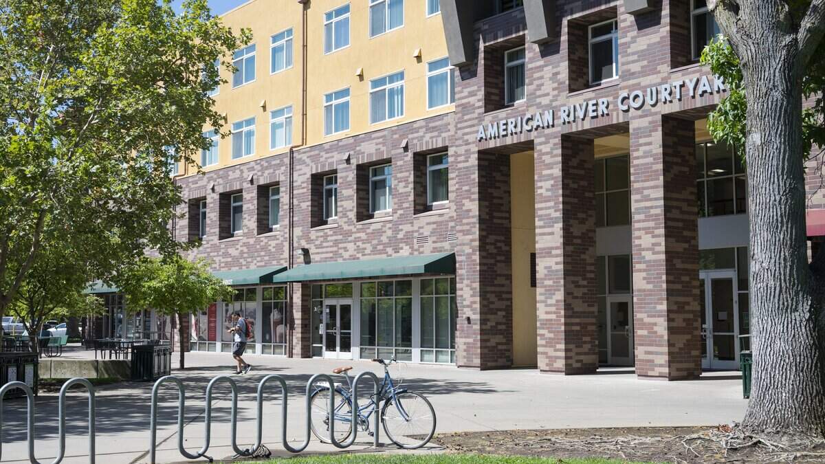How does Sac State’s on-campus mandate roll out compare to other CSUs?