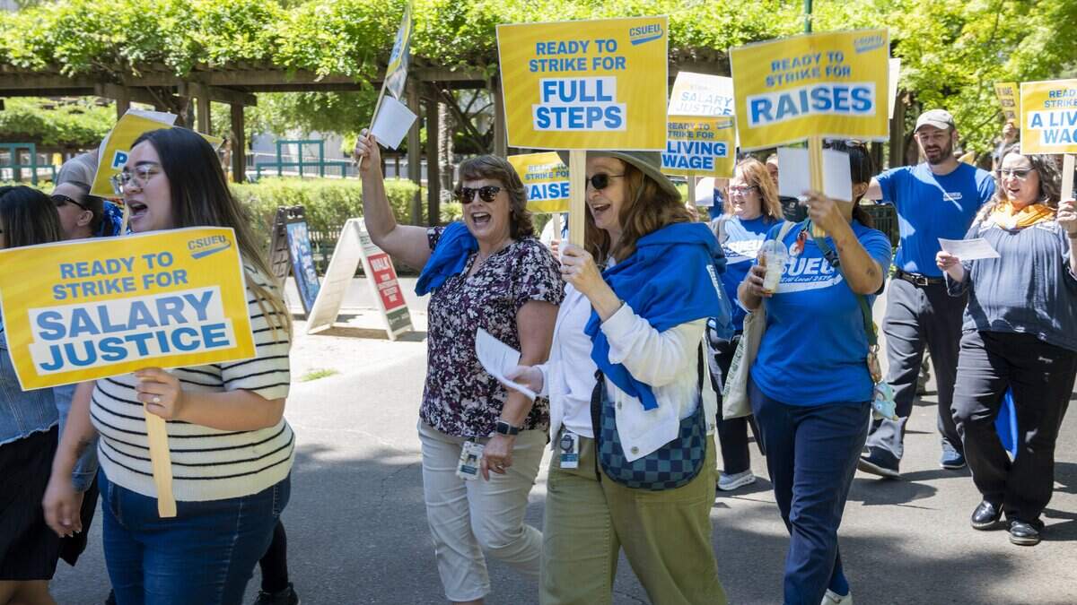 As contract expires, CSU staff demand fair negotiation
