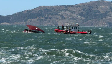 One dead, two missing after boat capsizes in San Francisco Bay