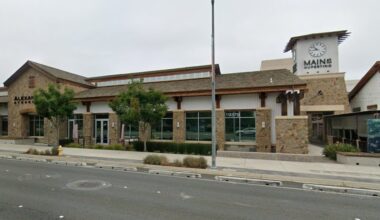 Cupertino retail hub near Apple HQ is bought for $100 million-plus