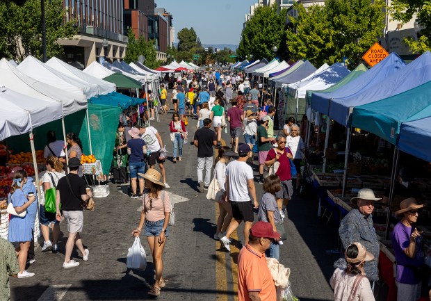 The Sunnyvale Farmer's Market on Saturday, July 6, 2024, in downtown Sunnyvale, Calif. The U.S. Census Bureau reported Thursday, Dec. 19, that California's population grew this year by nearly a quarter of a million residents, bouncing back close to the record-high population levels reached before the pandemic. (Karl Mondon/ Bay Area News Group)