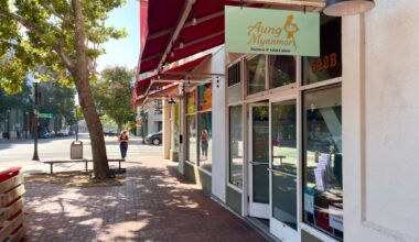 Oakland dining: Aung Myanmar brings Burmese cooking to Swan's Market